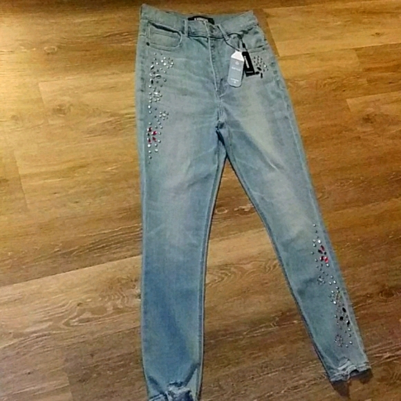 Express Denim - 🍂 Express rhinestone denim🍂